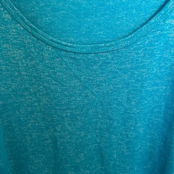 Danskin Now Blue Top - Picture 3 of 5